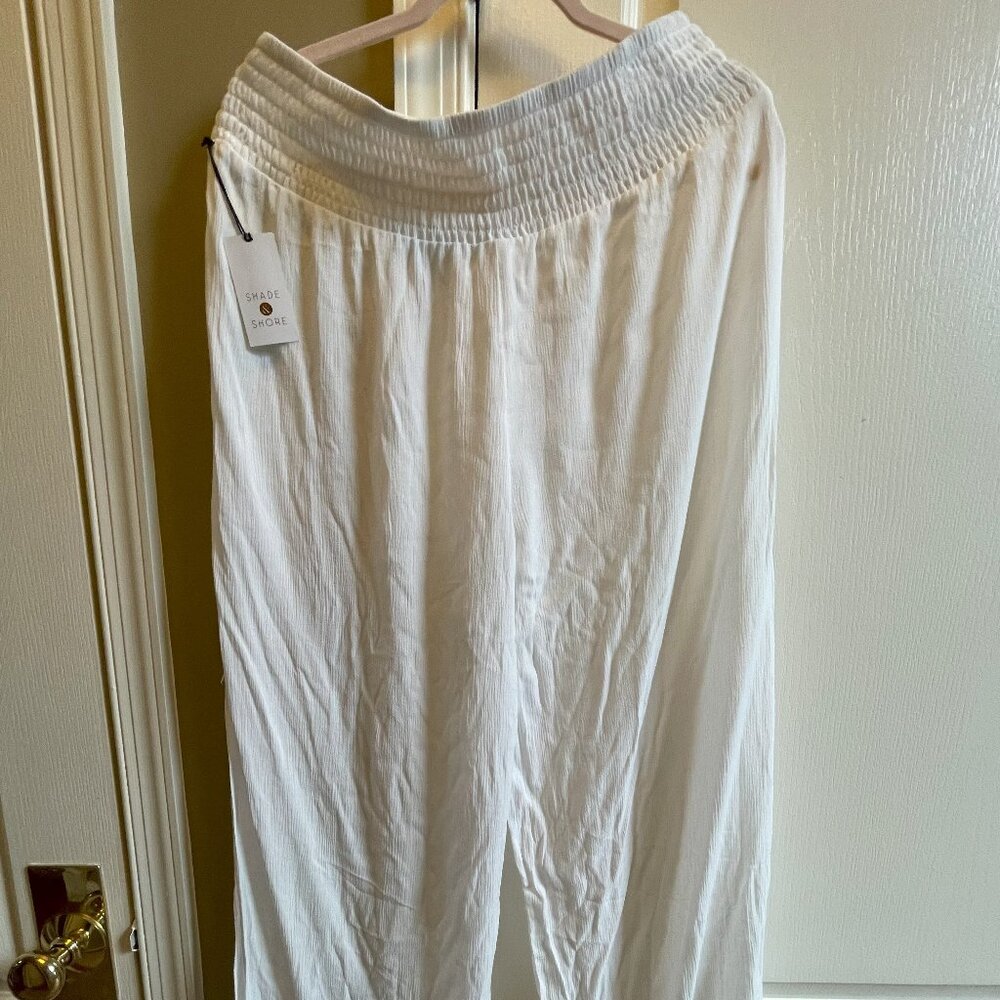 Shade & Shore White Beachy Wide Leg Pants | Smocked Waist | M